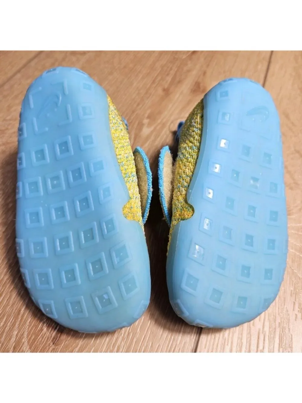 Nike Swoosh 1 TD Infant Flyknit Shoes Team Gold Sail Blue Sz 6C FB3244-700 NWOB